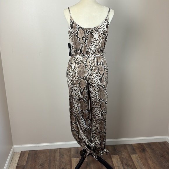 Lulus Jasper Beige Snake Print Surplice Jumpsuit Size M - Picture 4 of 16